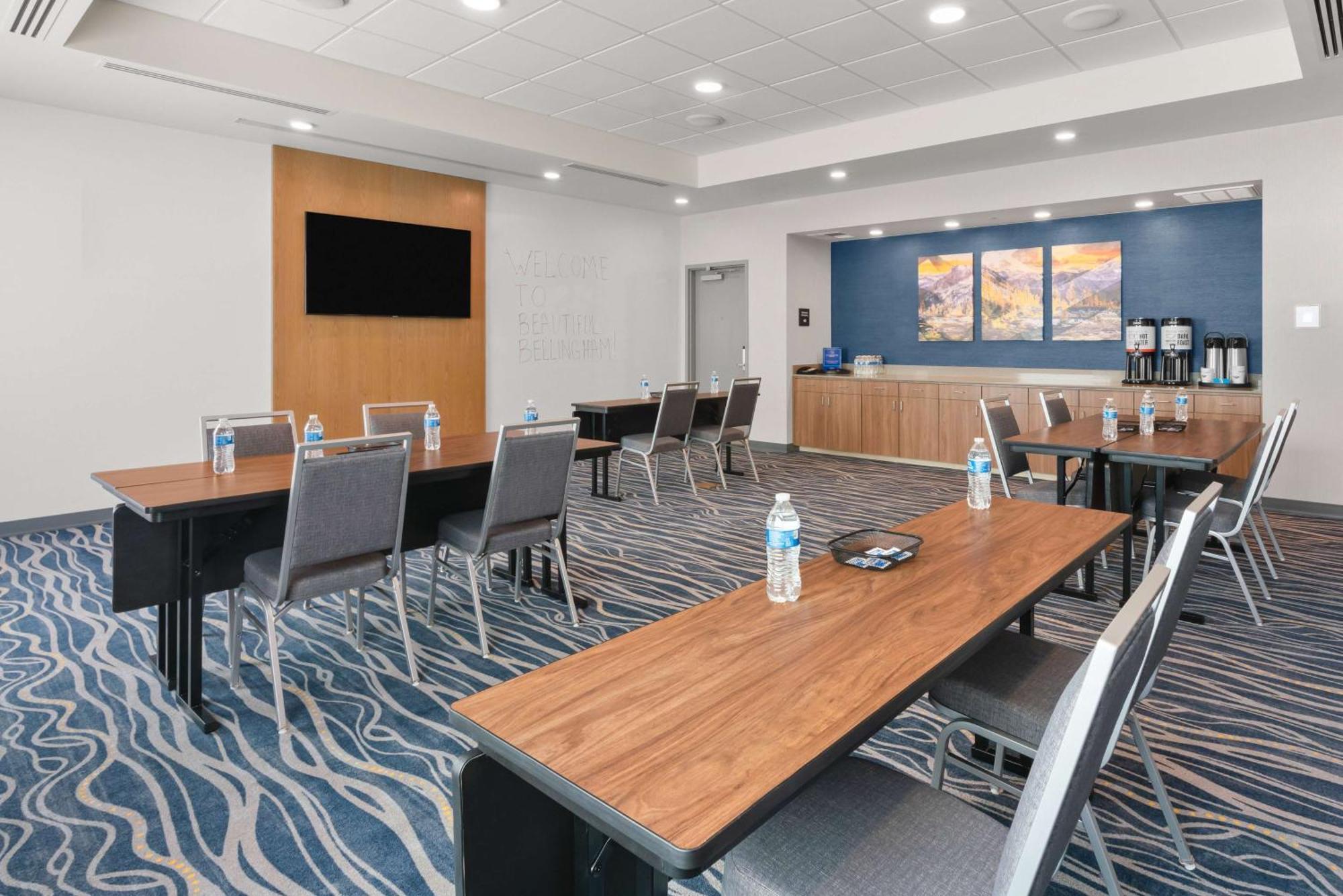 Hampton Inn Bellingham Airport, Wa מראה חיצוני תמונה